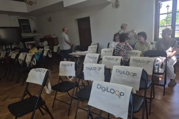 Projekt DigiLOOP: Konferencja w Uniejowie promuje edukację seniorów