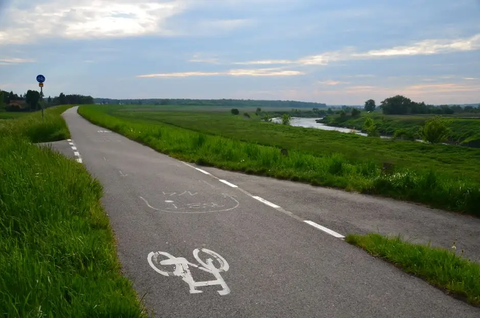 Gmina Uniejów dołącza do projektu Velo Warta – nowa trasa rowerowa przez Łódzkie